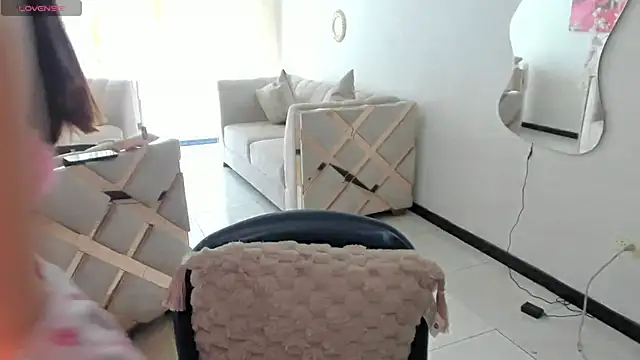 LunaBaker-1 online show from 02-15-26, 09:00