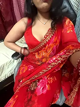 Snapshot of LuscousPussy chatting on 01-08-26, 09:28 LuscousPussy online show from 01-08-26, 09:28