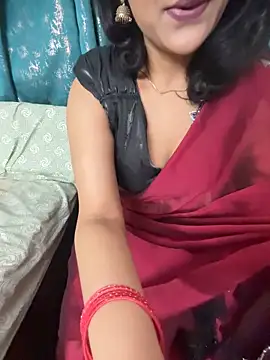 Snapshot of LuscousPussy chatting on 02-24-26, 07:12 LuscousPussy online show from 02-24-26, 07:12