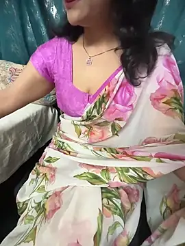 Snapshot of LuscousPussy chatting on 03-06-26, 06:48 LuscousPussy online show from 03-06-26, 06:48