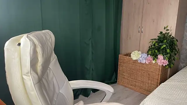 Snapshot of anita_blairr chatting on 07-01-26, 12:56 anita blairr online show from 07-01-26, 12:56