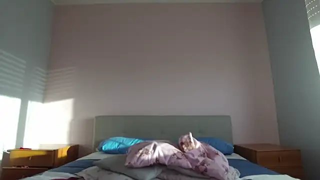 Chiara 2002 online show from 04-24-26, 05:26