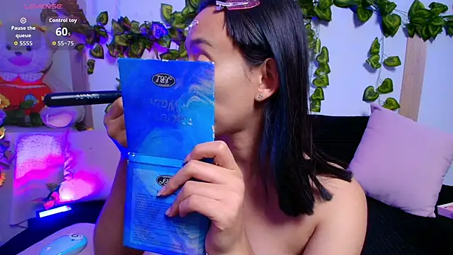 tati cardenas online show from 11-15-25, 06:33