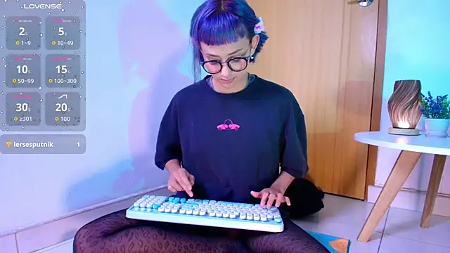 tati cardenas online show from 04-26-26, 05:27