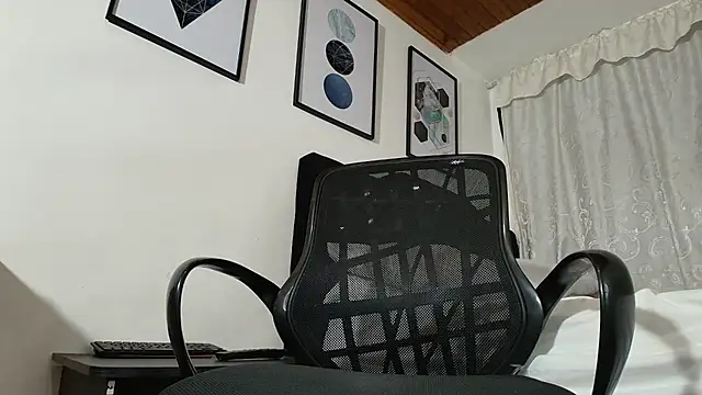 sam her online show from 01-05-26, 06:22