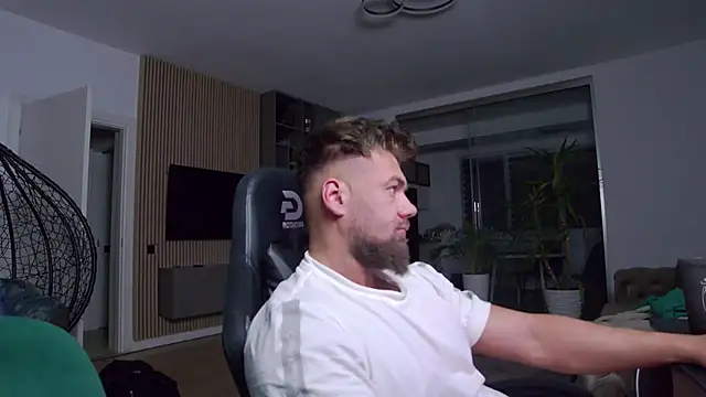 UbbeViking online show from 02-15-25, 07:06