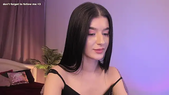 LauraCoy online show from 12-26-24, 03:38