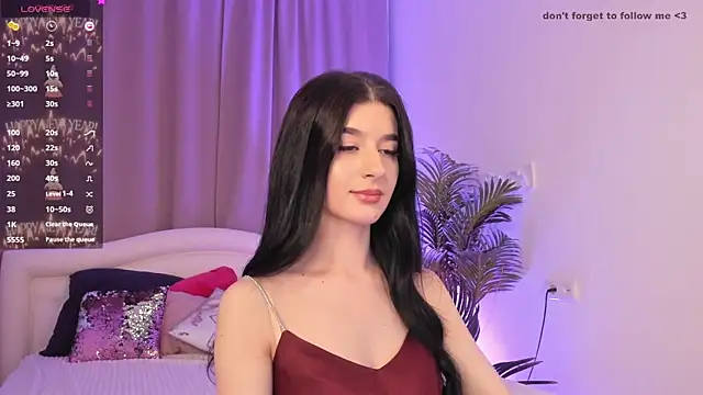 LauraCoy online show from 01-04-25, 11:59