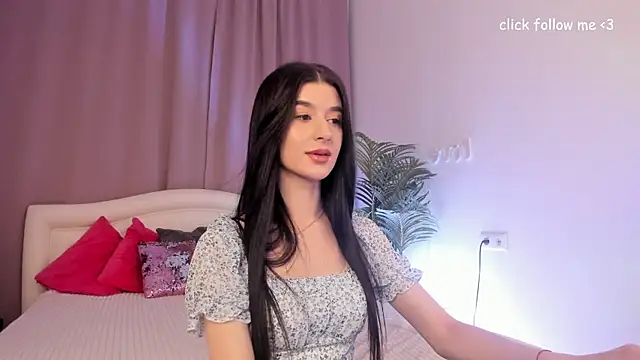 LauraCoy online show from 01-19-25, 08:19