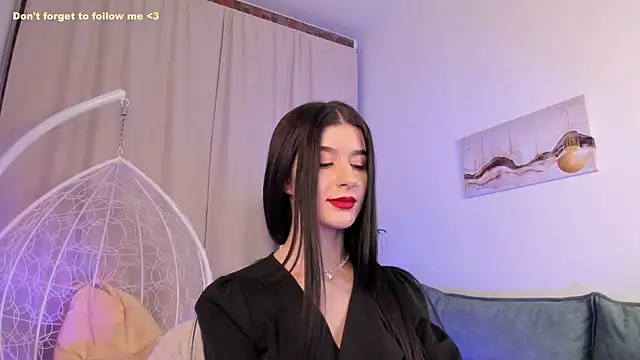 LauraCoy online show from 02-03-25, 11:26