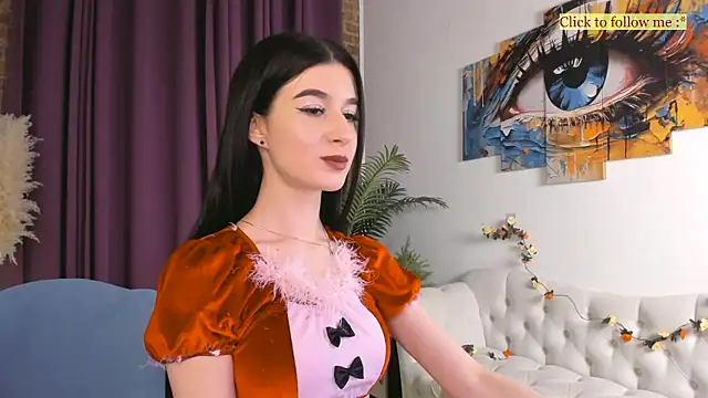 LauraCoy online show from 01-06-26, 08:01