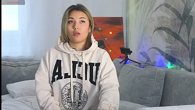 Snapshot of lily__foster chatting on 12-25-24, 09:34 lily foster online show from 12-25-24, 09:34