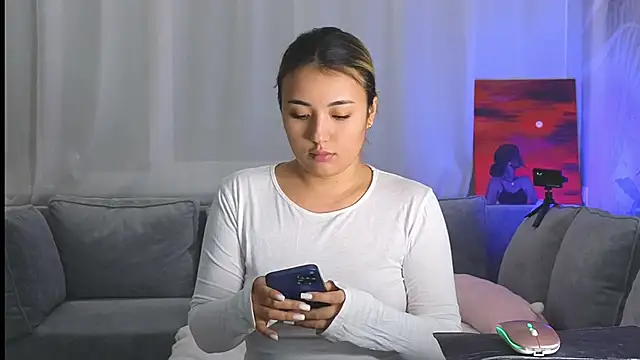 Snapshot of lily__foster chatting on 02-12-25, 07:02 lily foster online show from 02-12-25, 07:02