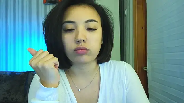 Snapshot of lily__foster chatting on 09-25-25, 08:01 lily foster online show from 09-25-25, 08:01