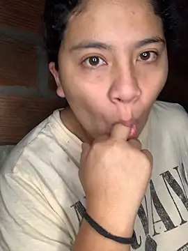 Snapshot of moncerrat_luna chatting on 01-21-25, 11:56 moncerrat luna online show from 01-21-25, 11:56