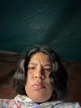 Snapshot of moncerrat_luna chatting on 01-23-25, 11:26 moncerrat luna online show from 01-23-25, 11:26