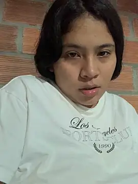 Snapshot of moncerrat_luna chatting on 02-01-25, 01:55 moncerrat luna online show from 02-01-25, 01:55