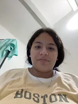 Snapshot of moncerrat_luna chatting on 02-25-25, 11:11 moncerrat luna online show from 02-25-25, 11:11