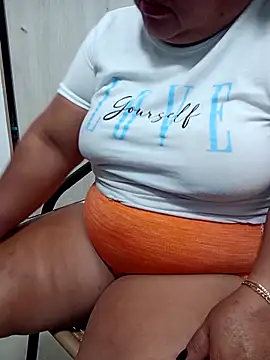 HORNY MATURE25 online show from 09-09-25, 02:44