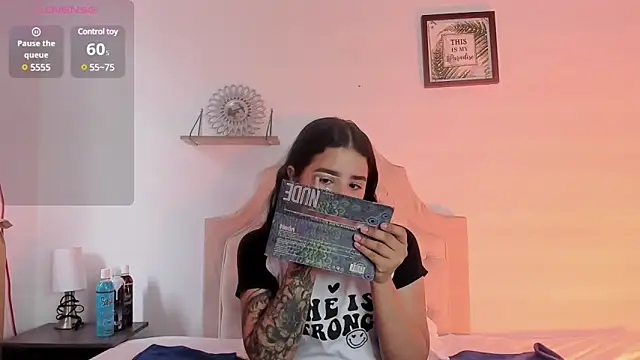 aliice walker  online show from 01-27-25, 02:46