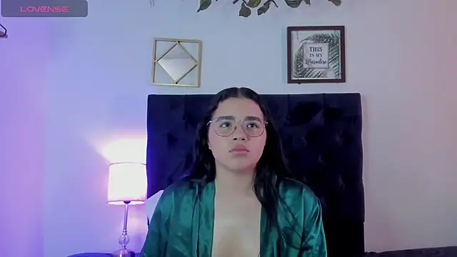 aliice walker  online show from 02-18-25, 04:26