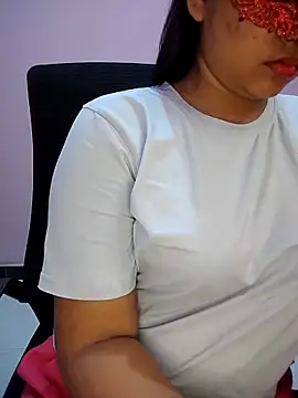 Snapshot of Rose_Olivia chatting on 09-14-25, 03:55 Rose Olivia online show from 09-14-25, 03:55