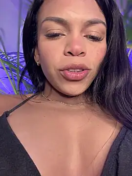 Snapshot of Charly_ chatting on 02-26-25, 10:20 Charly online show from 02-26-25, 10:20