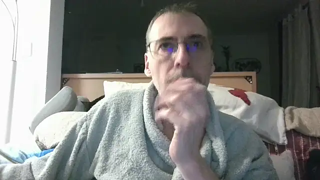 ptitcanard60600 online show from 03-09-26, 09:30