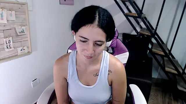 samantha baby  online show from 01-07-26, 07:49