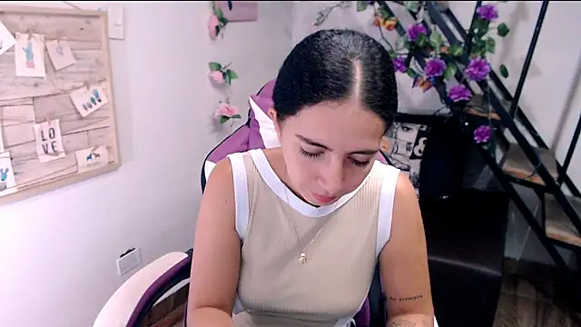 Snapshot of samantha_baby_ chatting on 05-24-26, 03:50 samantha baby online show from 05-24-26, 03:50