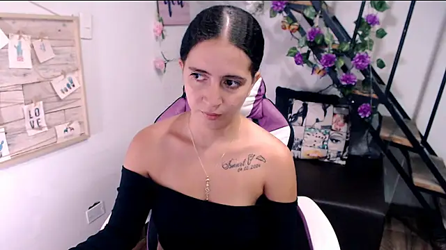 Snapshot of samantha_baby_ chatting on 06-06-26, 06:45 samantha baby online show from 06-06-26, 06:45
