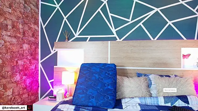 Snapshot of KAROL-SCOTT chatting on 09-30-25, 08:03 KAROL-SCOTT online show from 09-30-25, 08:03