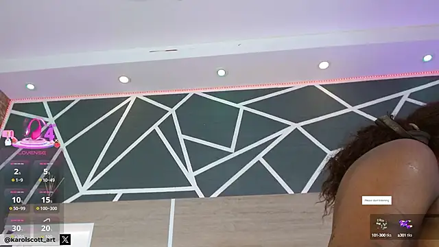 Snapshot of KAROL-SCOTT chatting on 10-11-25, 08:29 KAROL-SCOTT online show from 10-11-25, 08:29