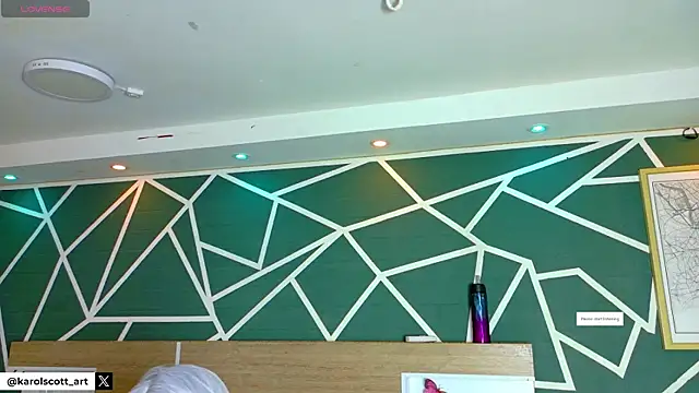 Snapshot of KAROL-SCOTT chatting on 11-12-25, 07:57 KAROL-SCOTT online show from 11-12-25, 07:57