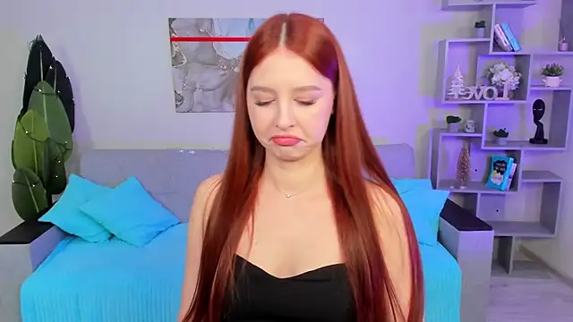 Snapshot of EleanorePeach chatting on 12-13-24, 06:21 EleanorePeach online show from 12-13-24, 06:21