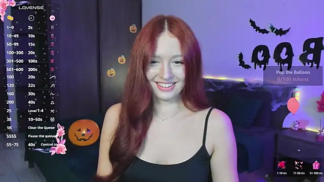 Snapshot of EleanorePeach chatting on 10-30-25, 12:17 EleanorePeach online show from 10-30-25, 12:17