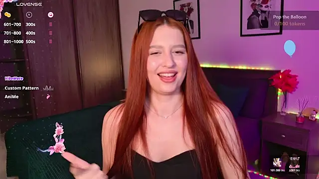 Snapshot of EleanorePeach chatting on 05-08-26, 05:29 EleanorePeach online show from 05-08-26, 05:29