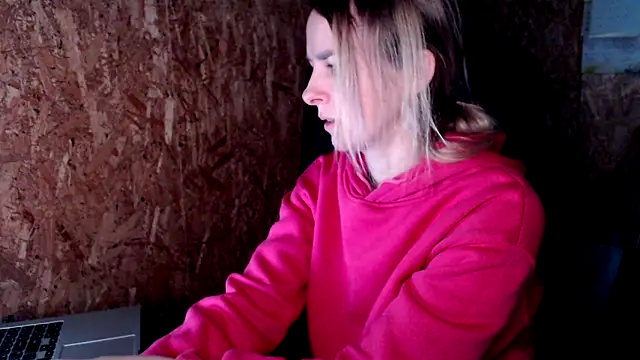 Snapshot of las_sweet chatting on 02-02-26, 12:26 las sweet online show from 02-02-26, 12:26