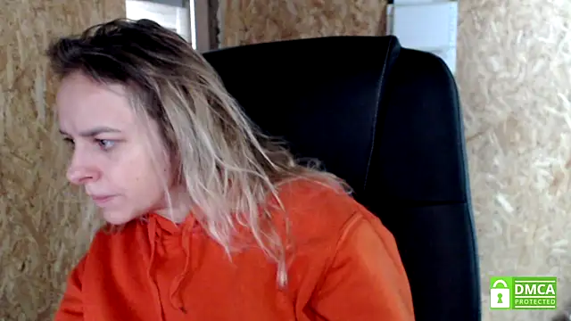 Snapshot of las_sweet chatting on 02-25-26, 10:47 las sweet online show from 02-25-26, 10:47