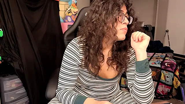 ShinyCherub online show from 11-21-25, 09:02