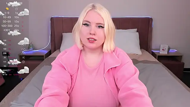 Snapshot of art_lovee chatting on 01-26-25, 08:36 art lovee online show from 01-26-25, 08:36