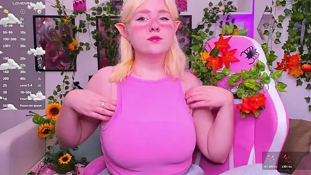 Snapshot of art_lovee chatting on 11-02-25, 12:13 art lovee online show from 11-02-25, 12:13