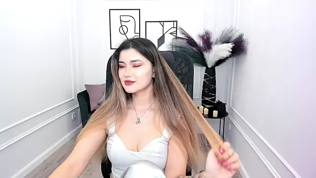 Snapshot of AnneTLi chatting on 11-08-25, 03:29 AnneTLi online show from 11-08-25, 03:29