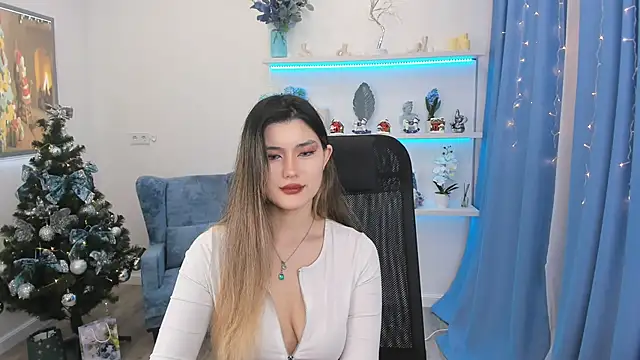 AnneTLi online show from 12-19-25, 03:13