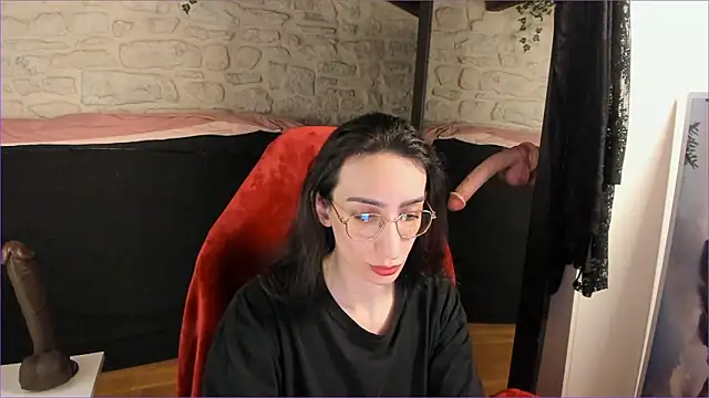 Mayala   online show from 01-18-26, 07:06