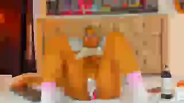 KeryHillson online show from 01-07-25, 03:23