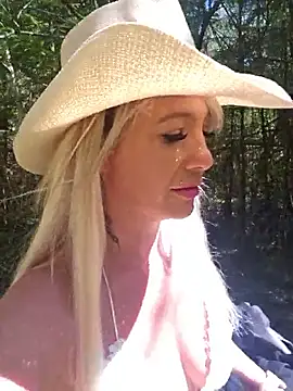 Sexy Sparkling  online show from 04-26-26, 10:13