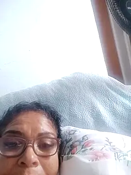 Snapshot of Delicy1 chatting on 02-25-26, 07:12 Delicy1 online show from 02-25-26, 07:12