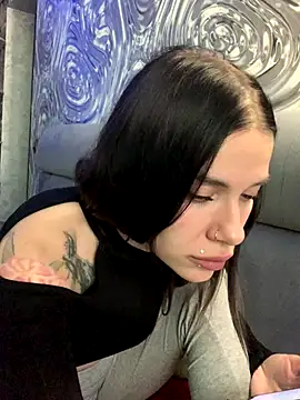 Snapshot of Queen_of_pain chatting on 09-14-25, 06:56 Queen of pain online show from 09-14-25, 06:56