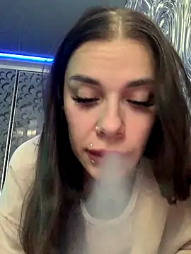 Snapshot of Queen_of_pain chatting on 09-24-25, 06:39 Queen of pain online show from 09-24-25, 06:39